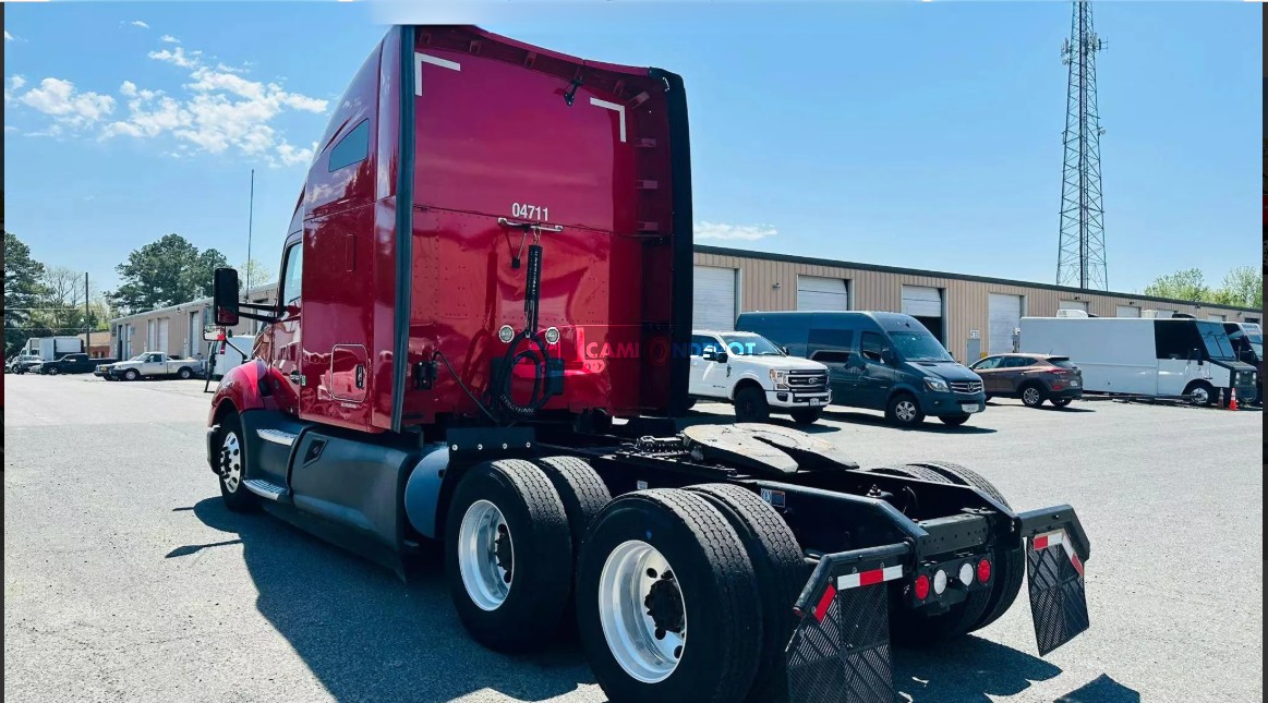 Truck Thumbnail 4