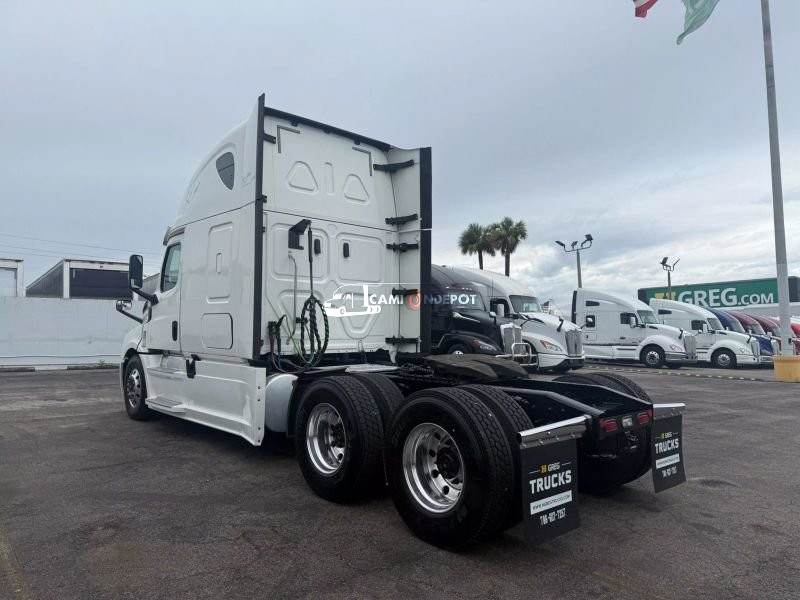 Truck Thumbnail 4