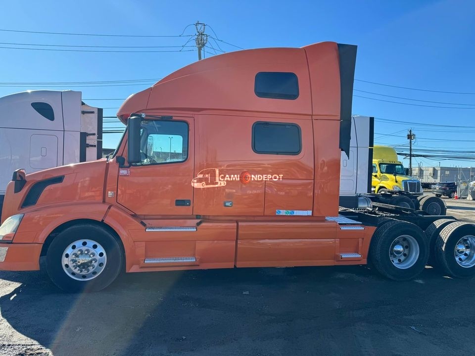 Truck Thumbnail 4
