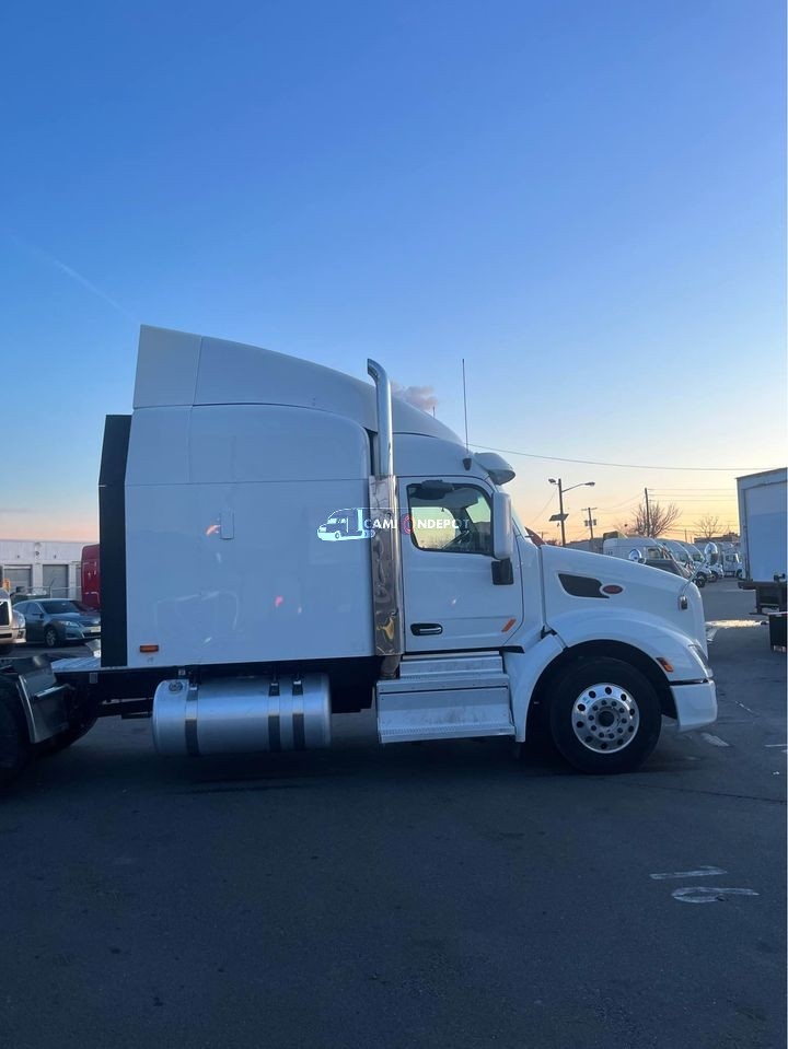 Truck Thumbnail 4