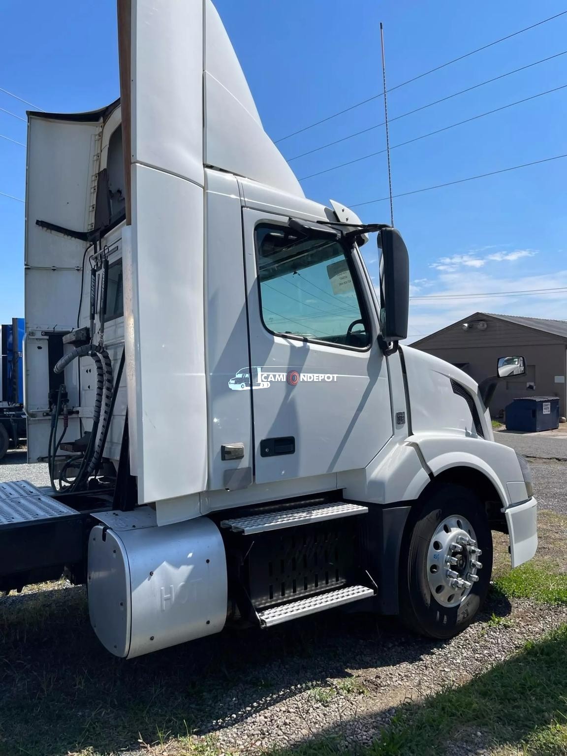 Truck Thumbnail 4