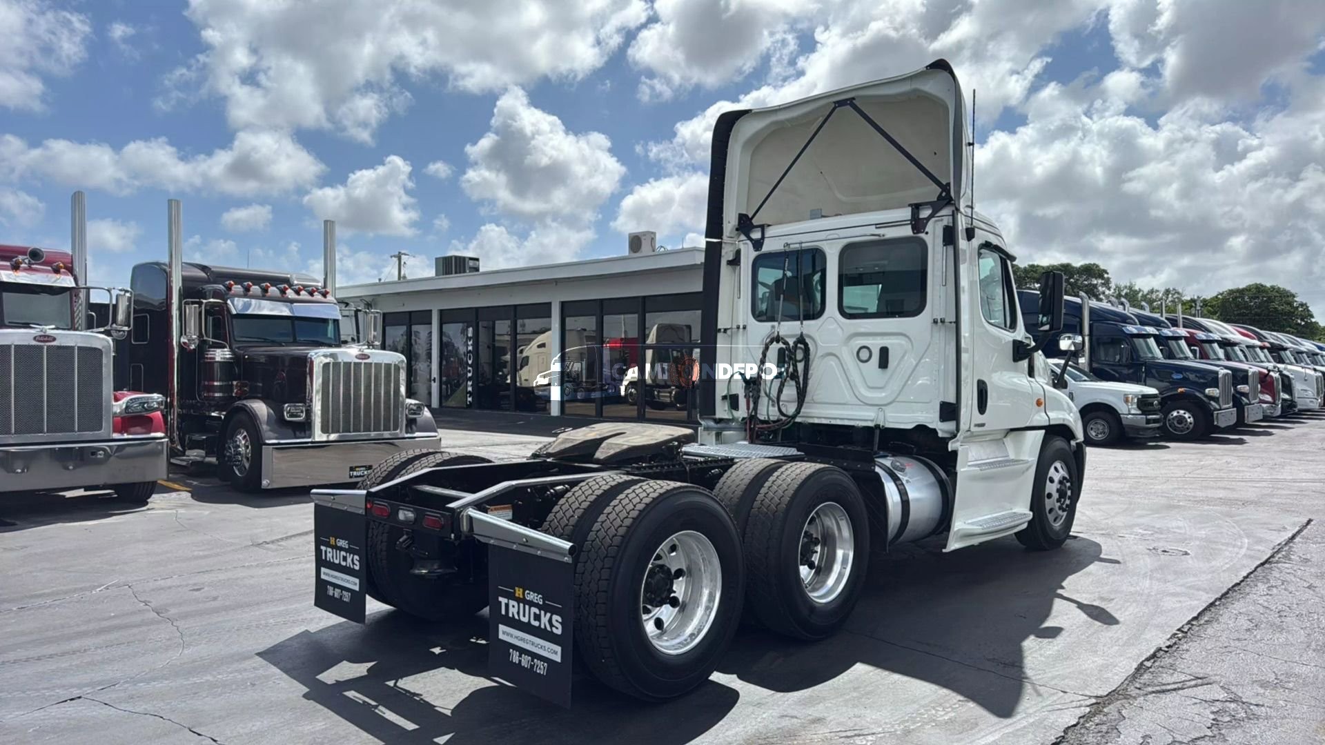 Truck Thumbnail 3