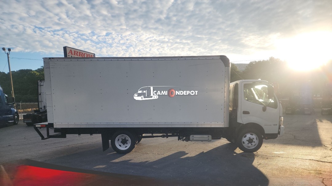 Truck Thumbnail 2