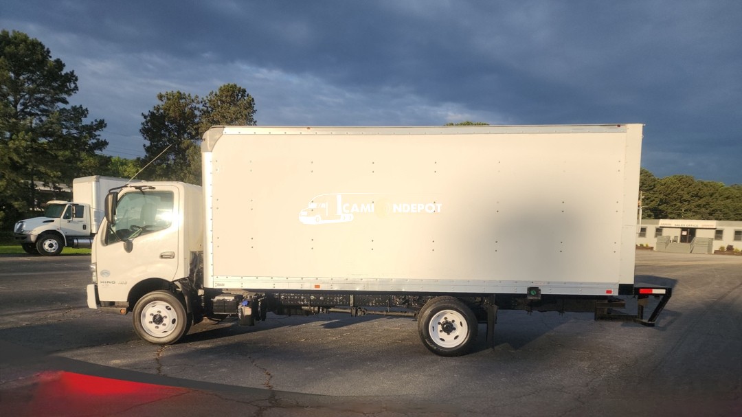 Truck Thumbnail 4