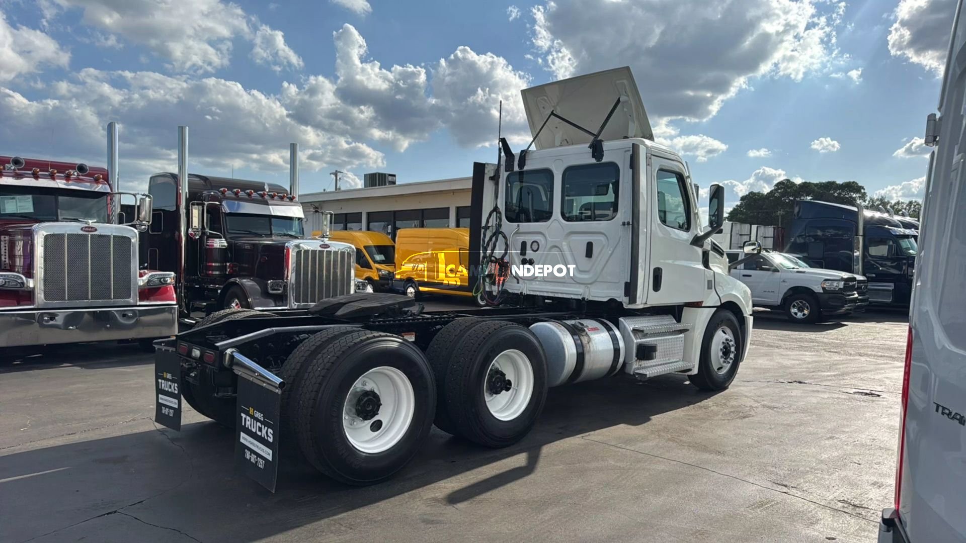 Truck Thumbnail 3