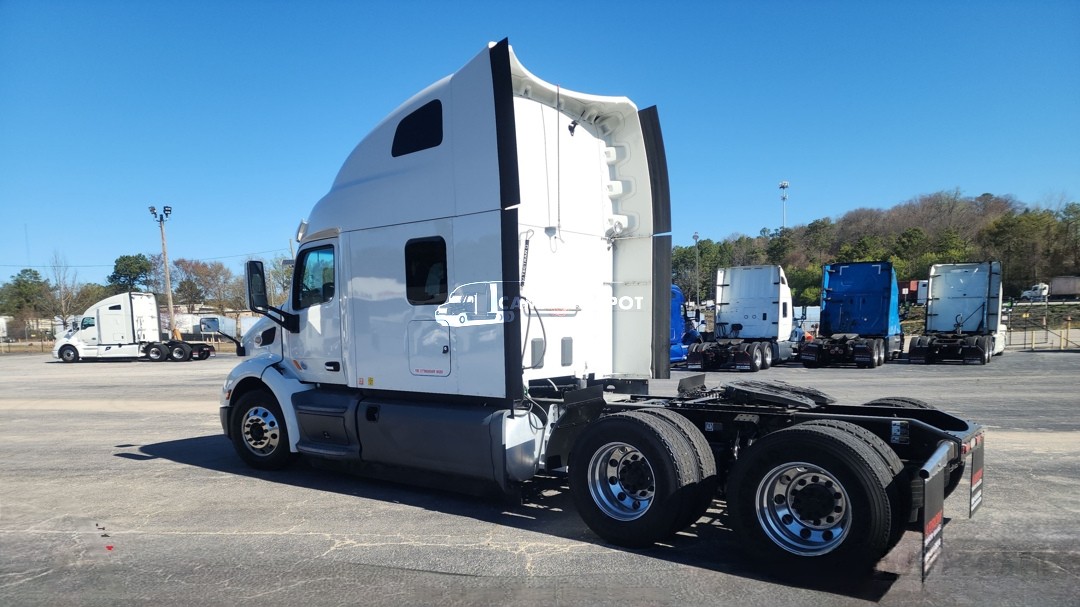 Truck Thumbnail 4