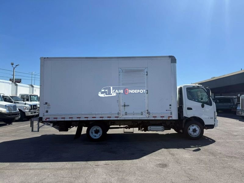 Truck Thumbnail 3