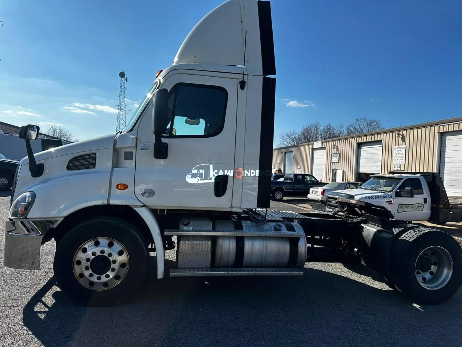Truck Thumbnail 4