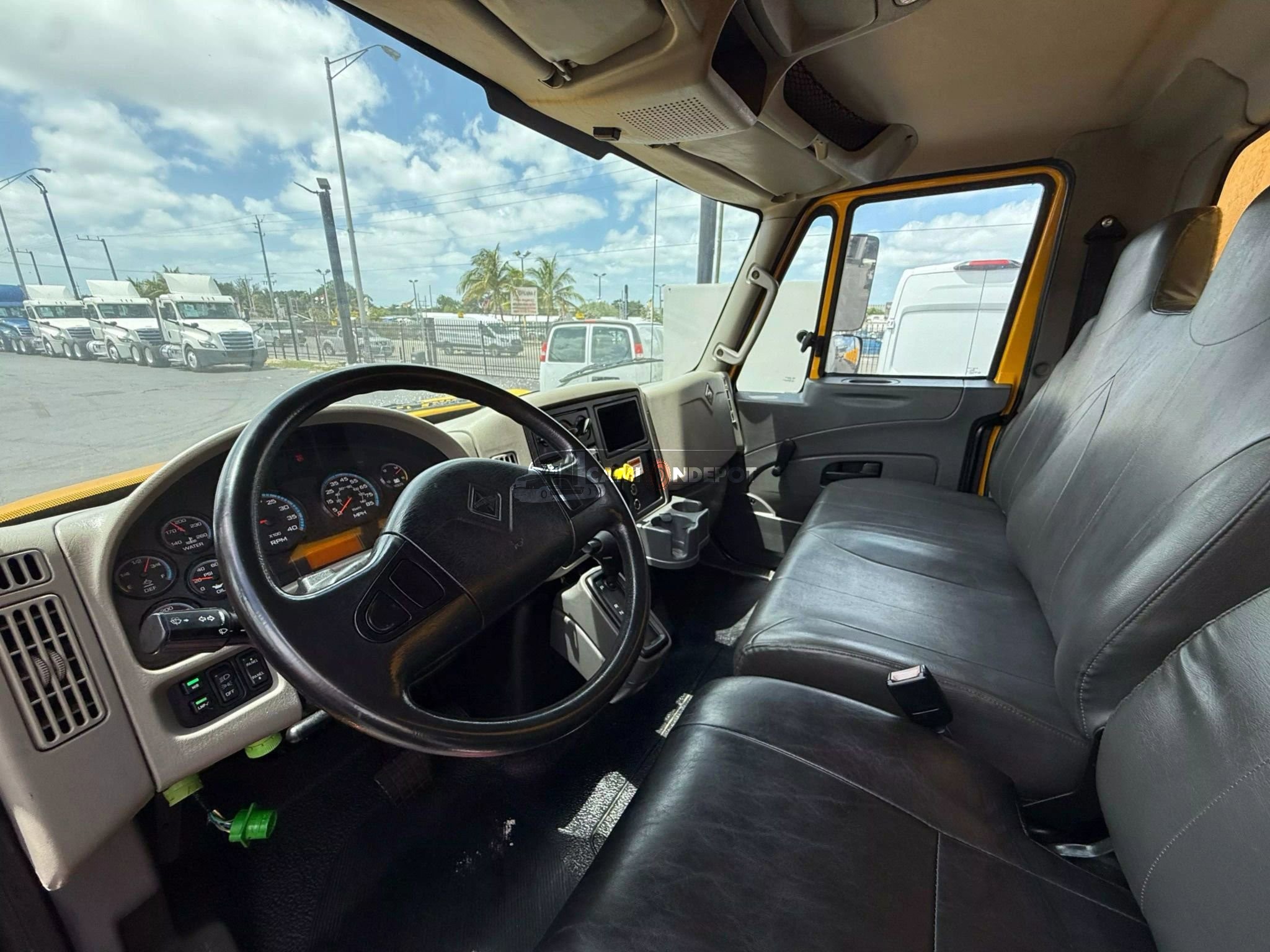Truck Thumbnail 5