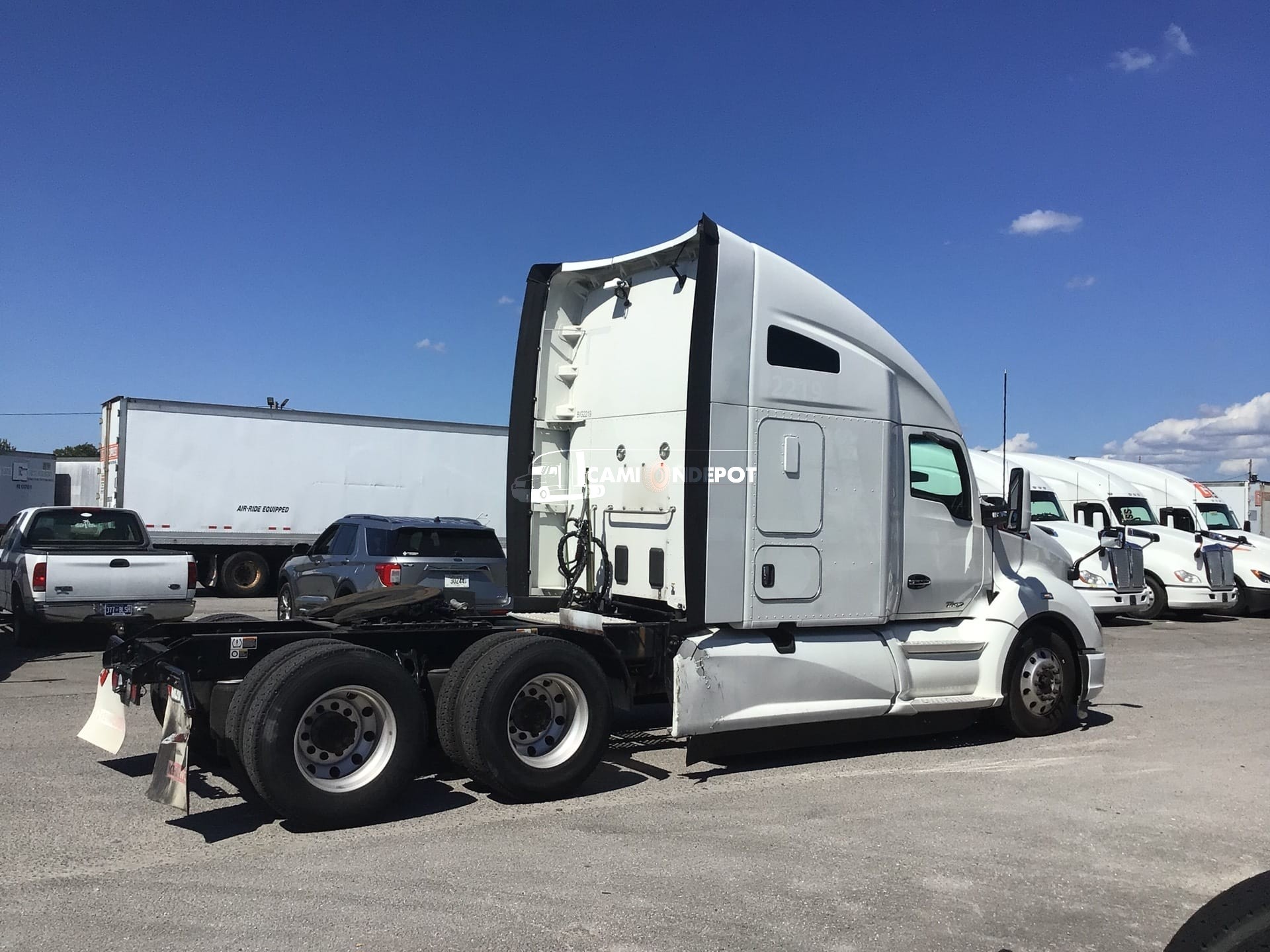 Truck Thumbnail 5
