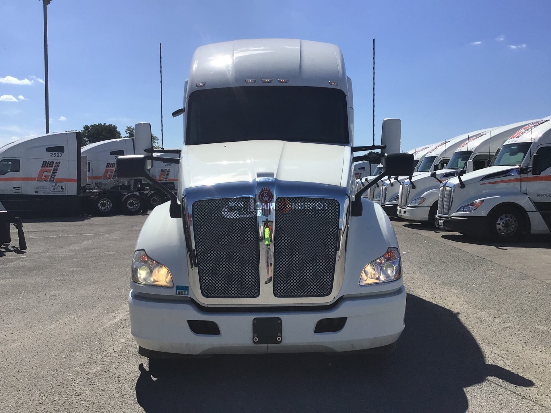 Truck Thumbnail 2