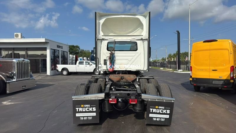 Truck Thumbnail 4