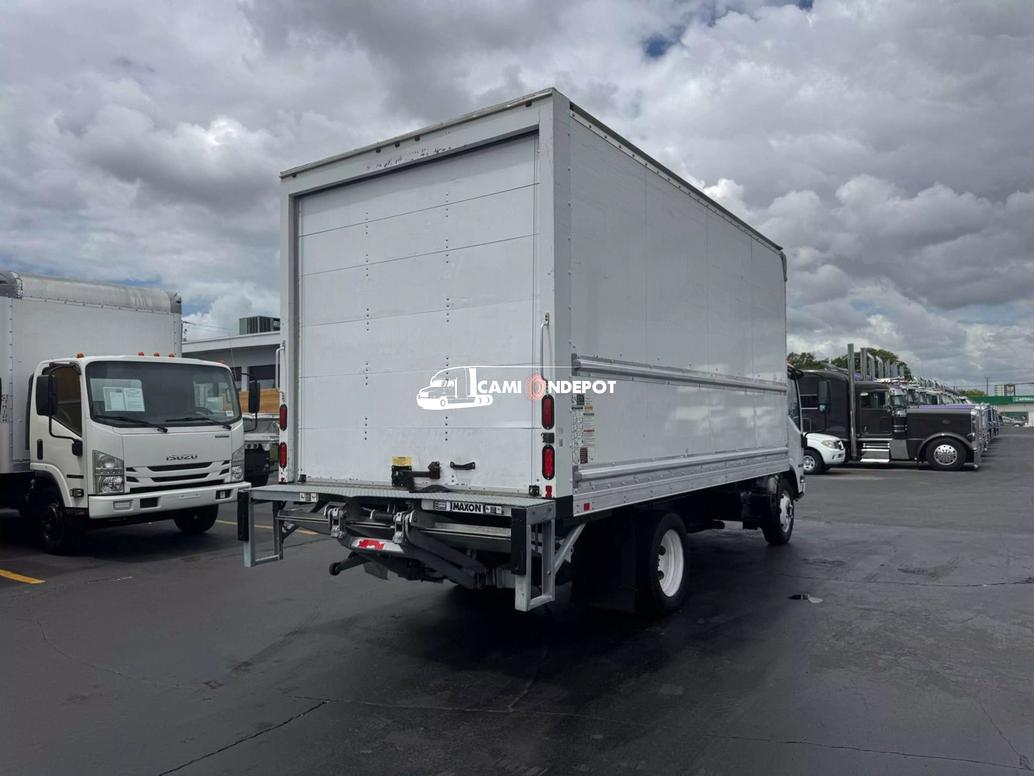Truck Thumbnail 4