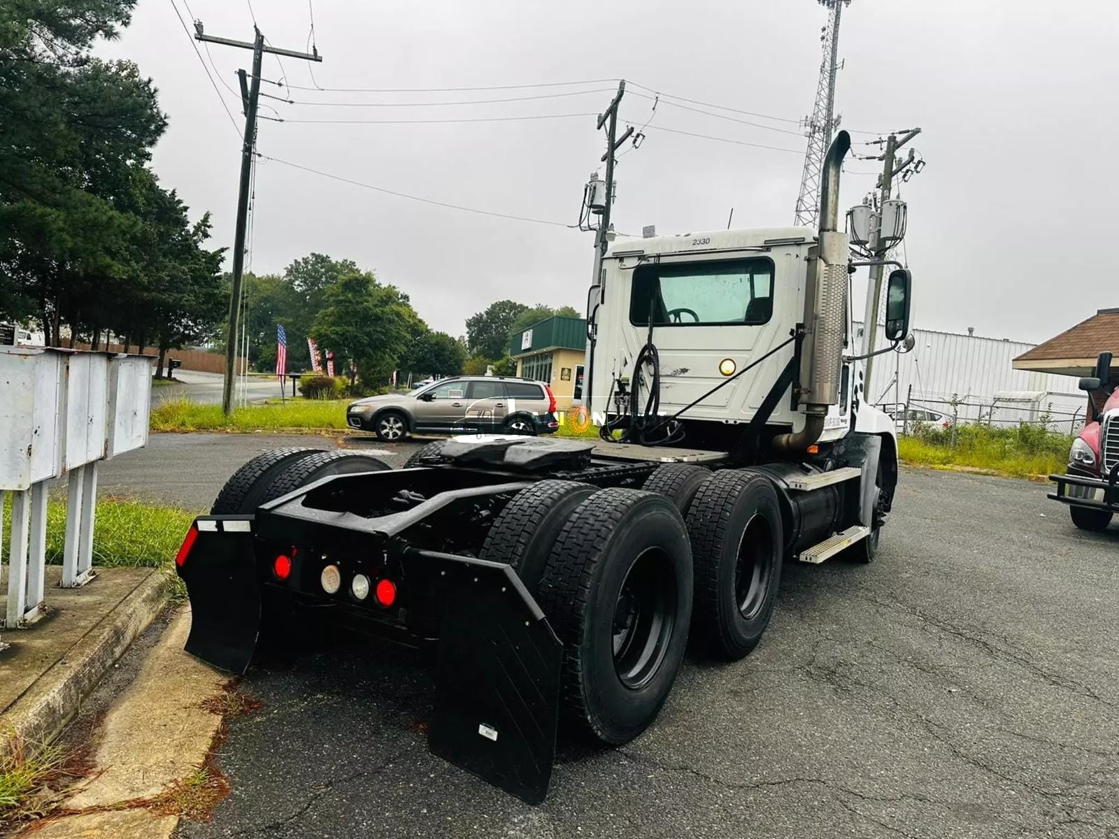Truck Thumbnail 4