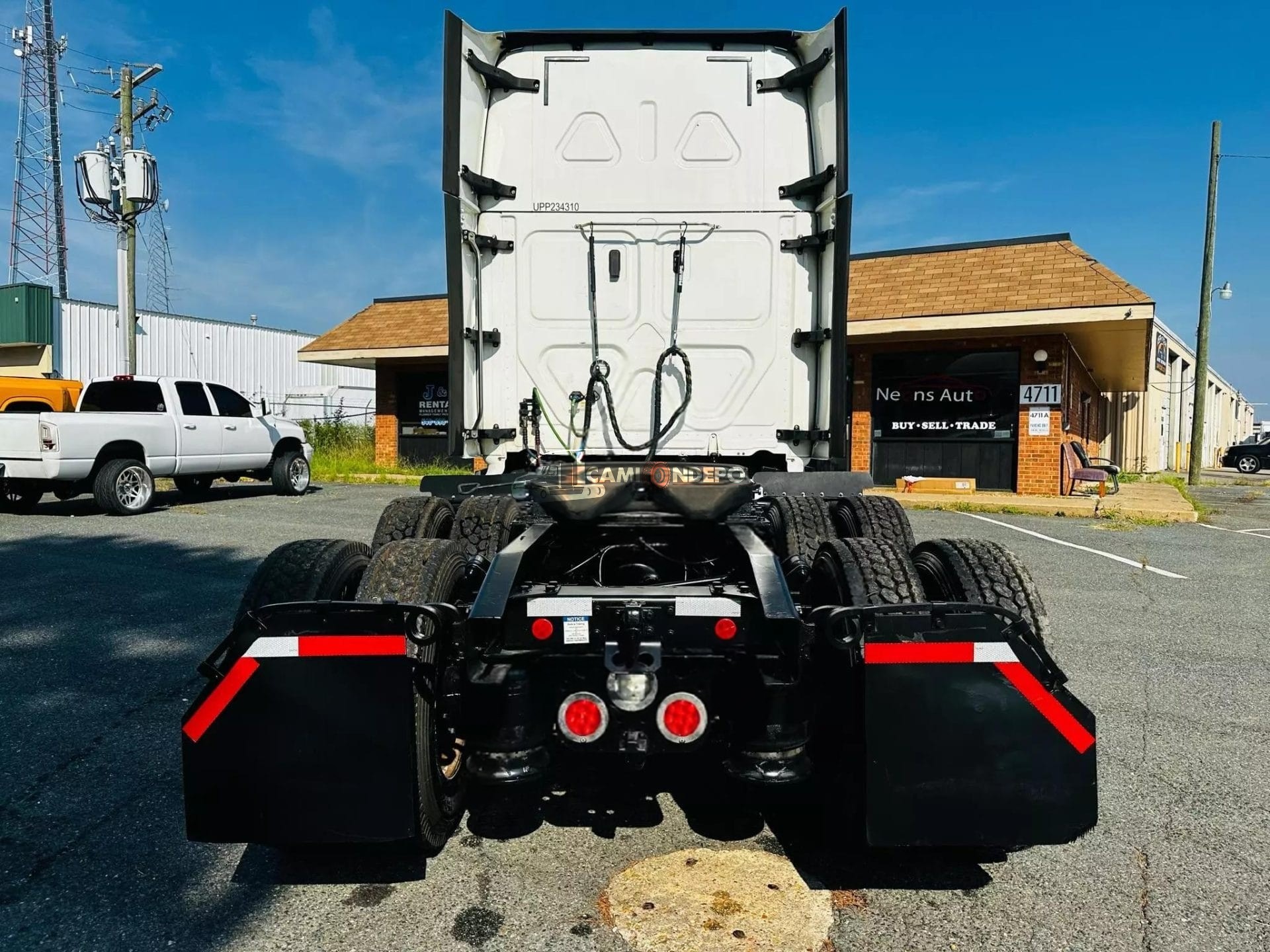 Truck Thumbnail 6