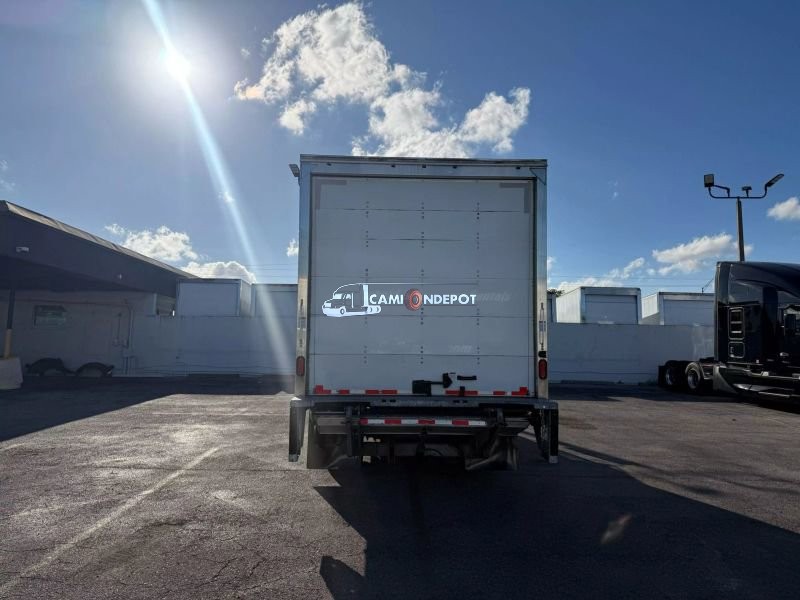 Truck Thumbnail 5