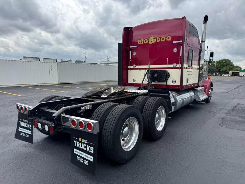 Truck Thumbnail 3