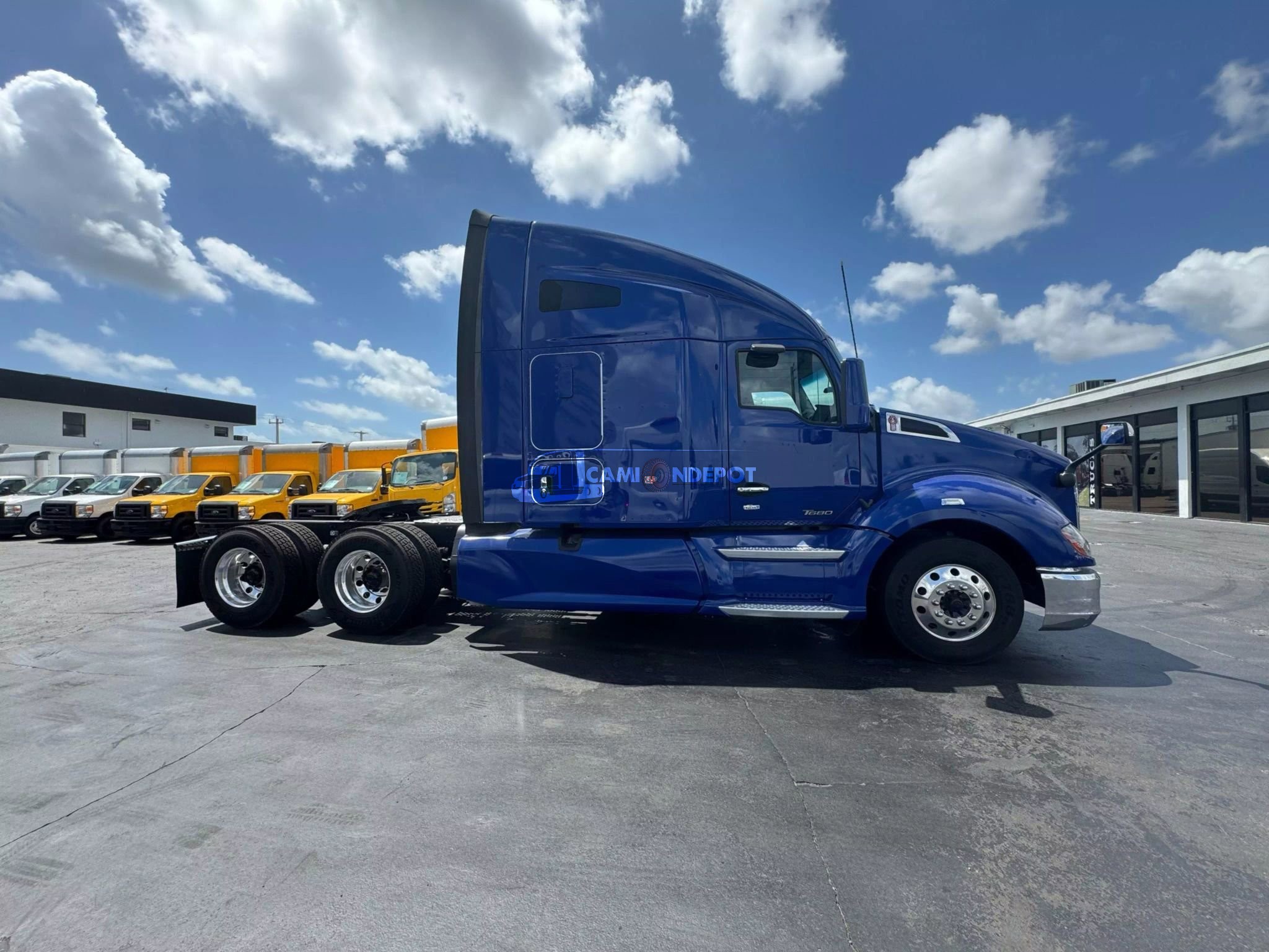 Truck Thumbnail 3