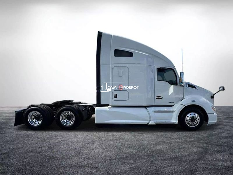 Truck Thumbnail 3