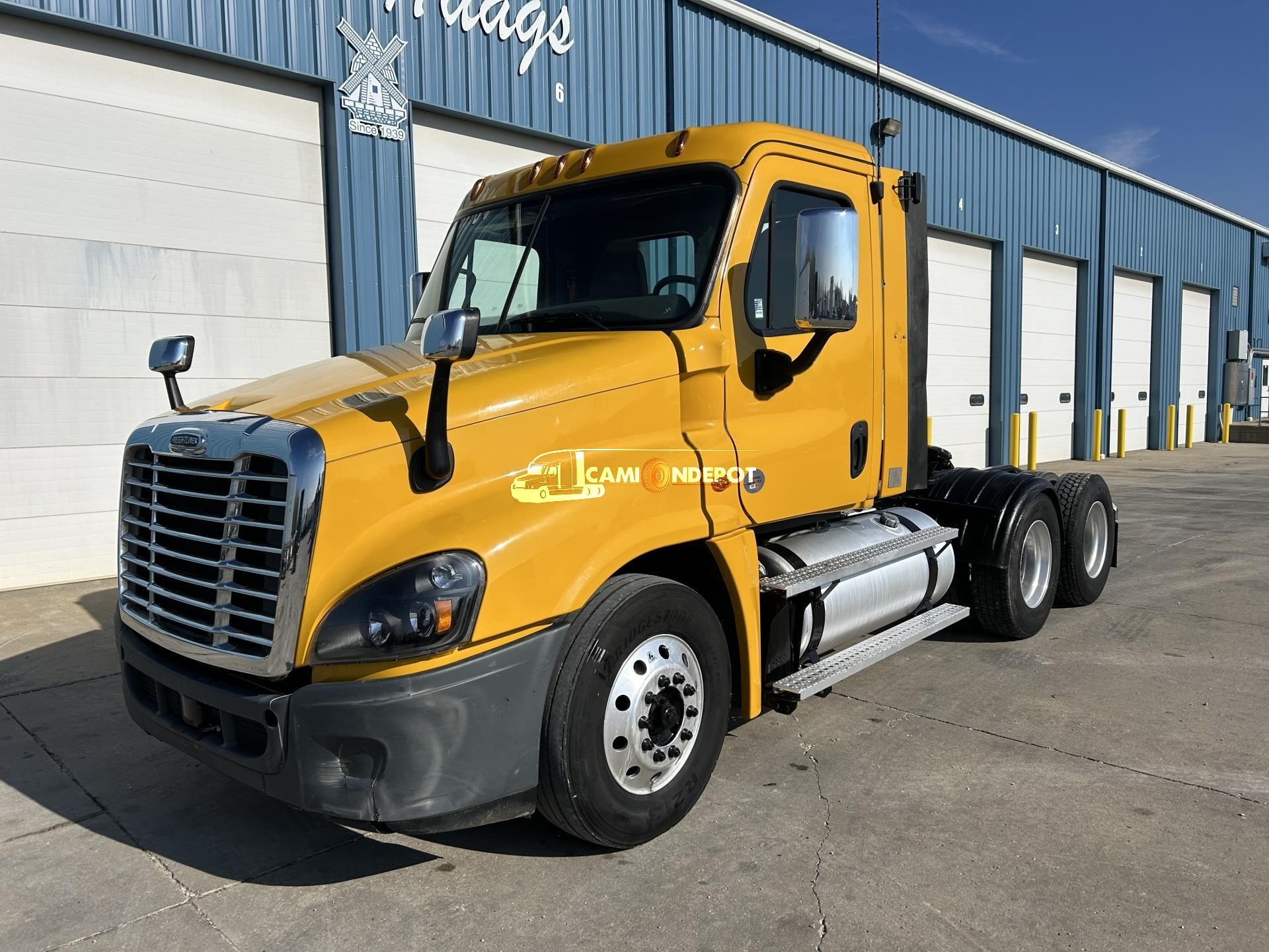 Truck Thumbnail 2