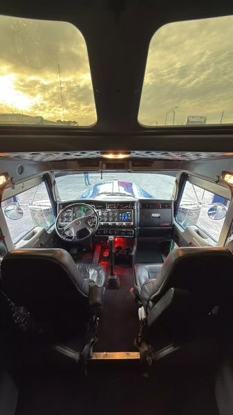 Truck Thumbnail 3