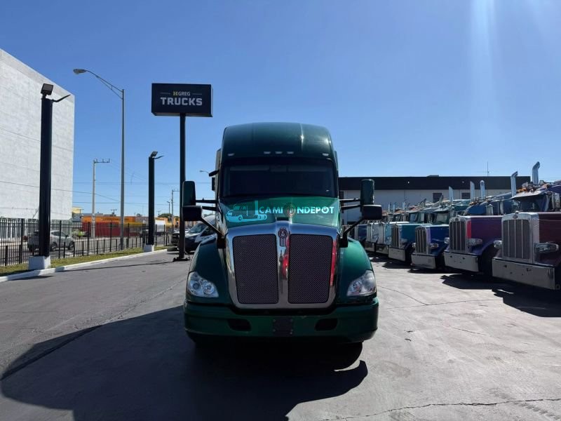 Truck Thumbnail 2
