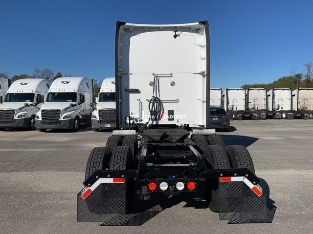 Truck Thumbnail 5