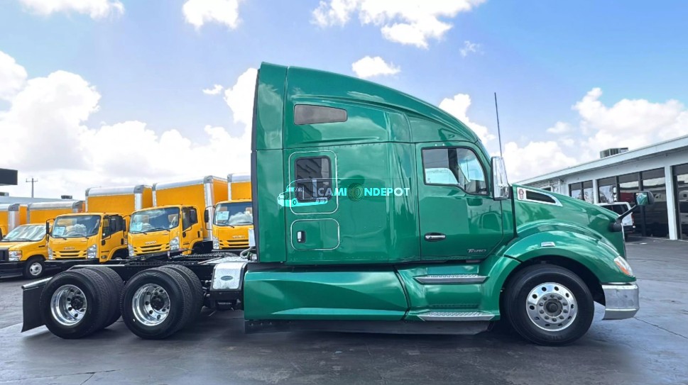 Truck Thumbnail 3