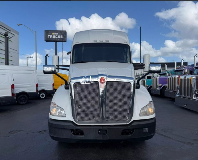 Truck Thumbnail 2