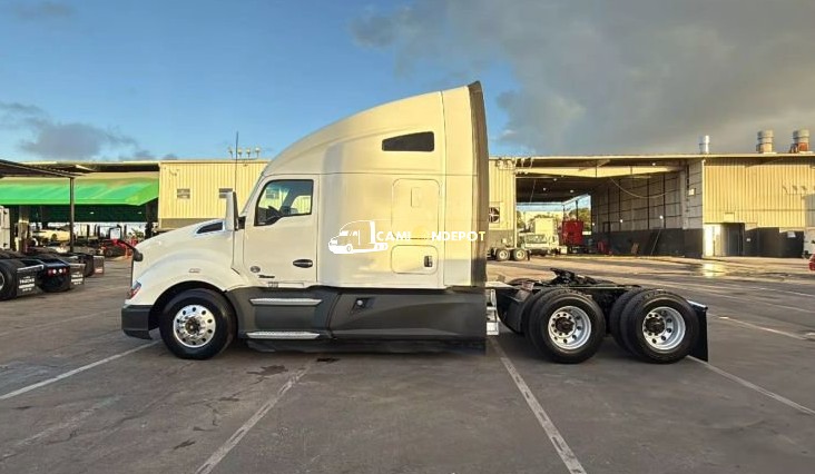 Truck Thumbnail 2