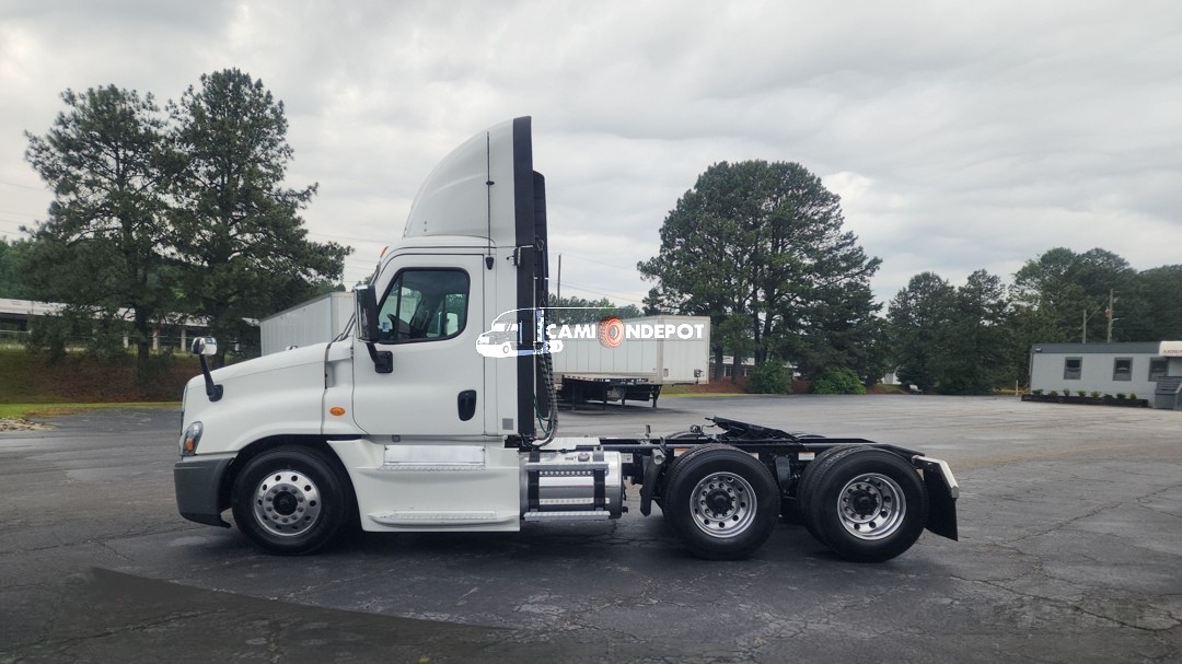 Truck Thumbnail 2