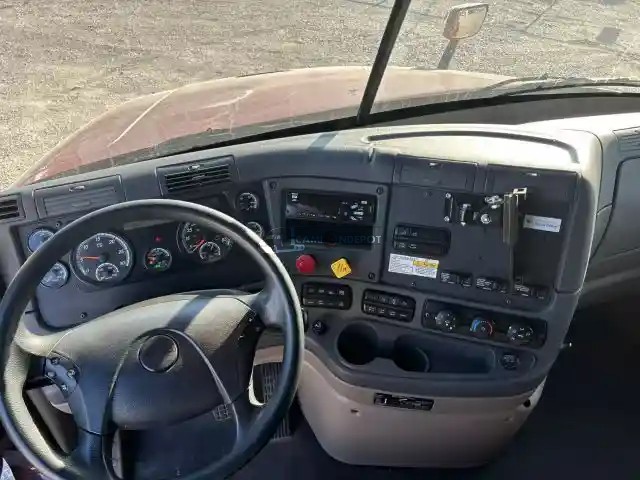 Truck Thumbnail 6