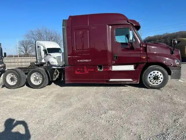 Truck Thumbnail 3