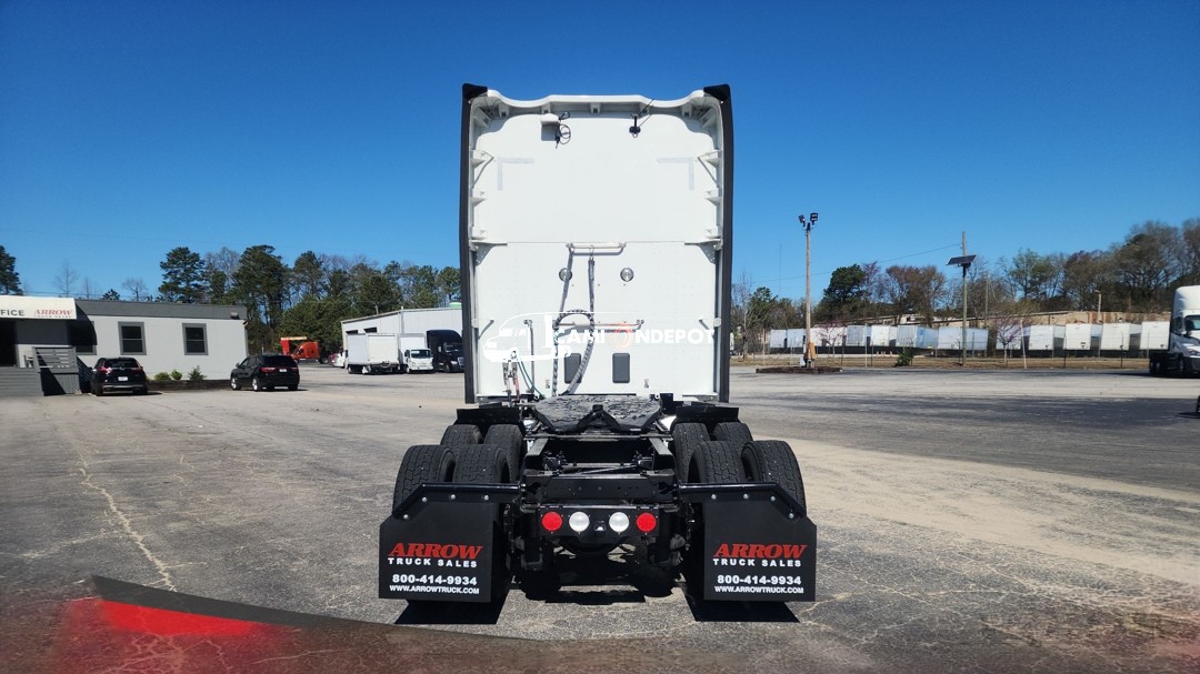 Truck Thumbnail 4