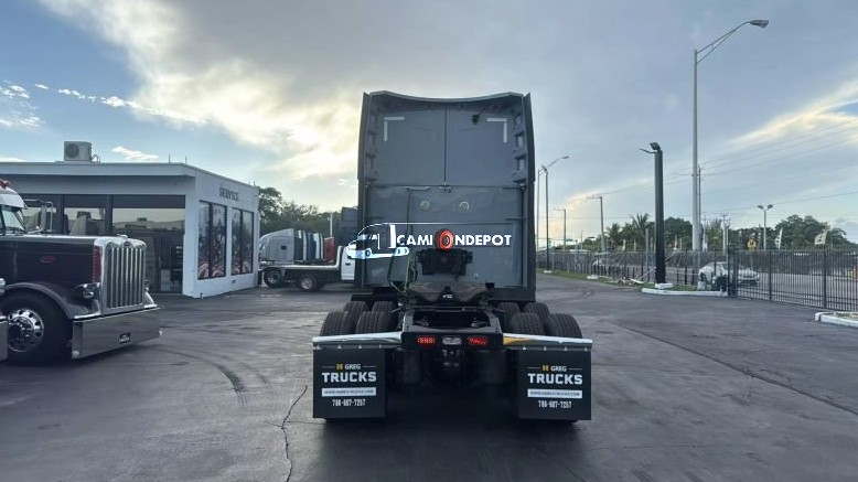 Truck Thumbnail 4