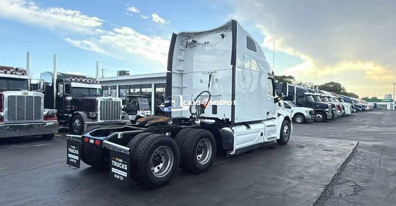 Truck Thumbnail 3