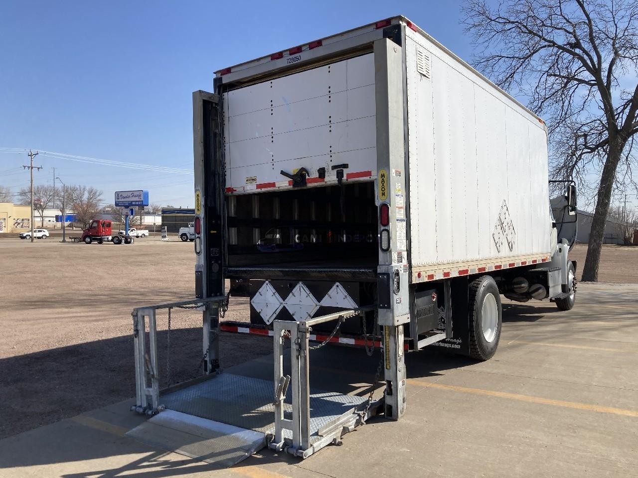 Truck Thumbnail 3