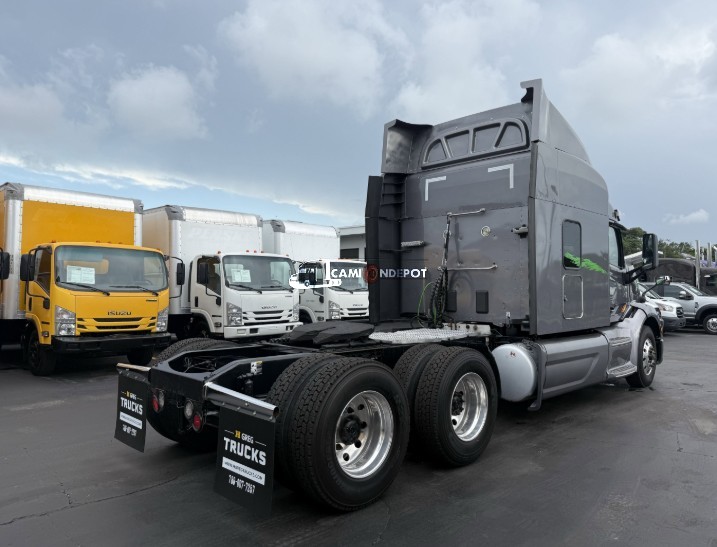 Truck Thumbnail 3