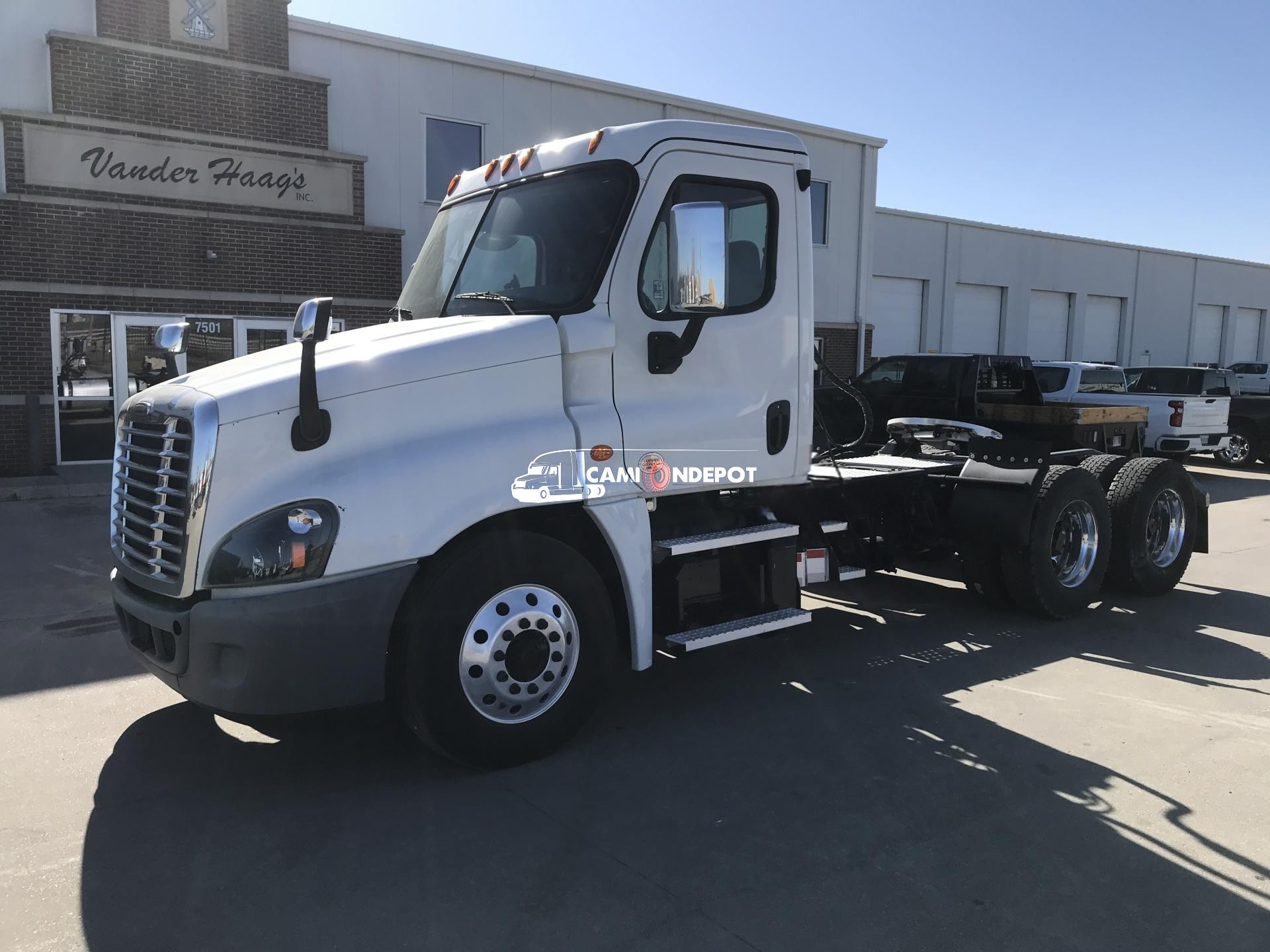 Truck Thumbnail 2