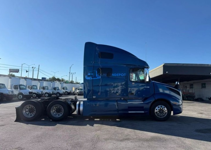 Truck Thumbnail 2