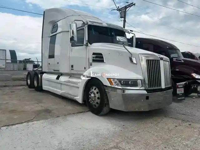 Truck