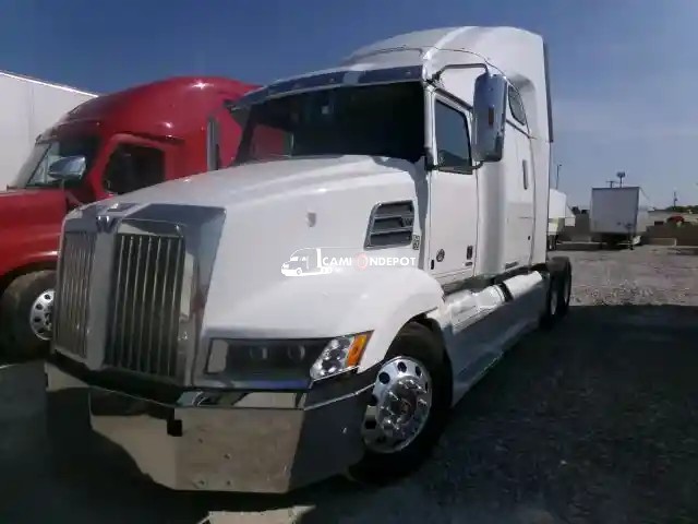 Truck Thumbnail 3