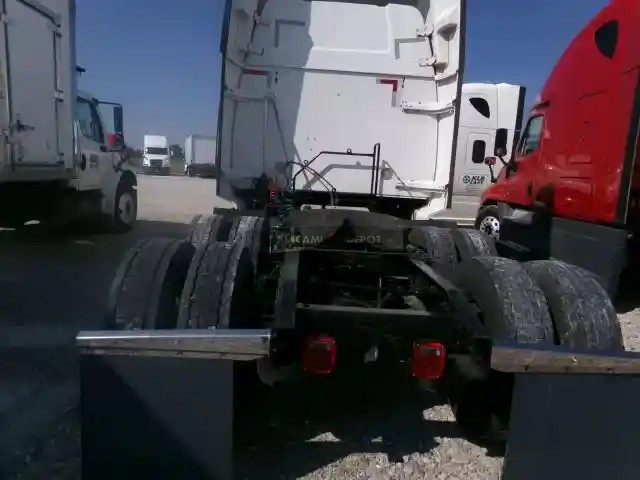 Truck Thumbnail 4
