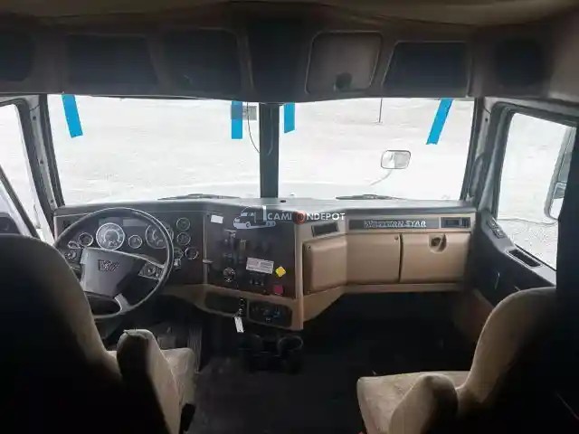 Truck Thumbnail 6