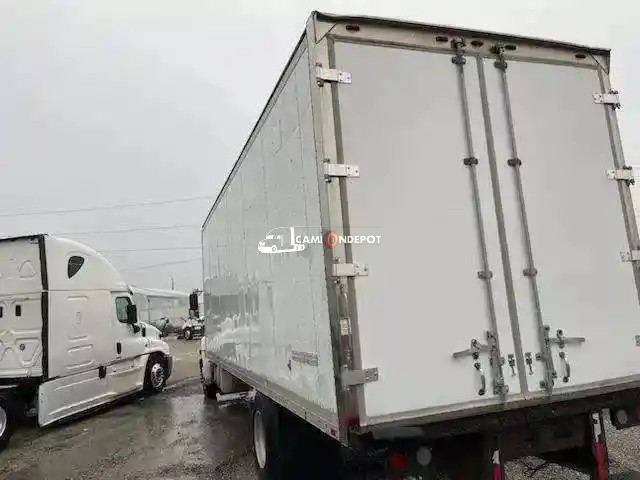 Truck Thumbnail 4