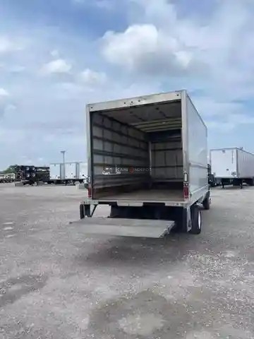 Truck Thumbnail 3