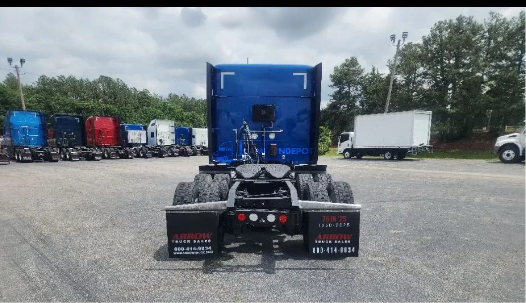 Truck Thumbnail 6