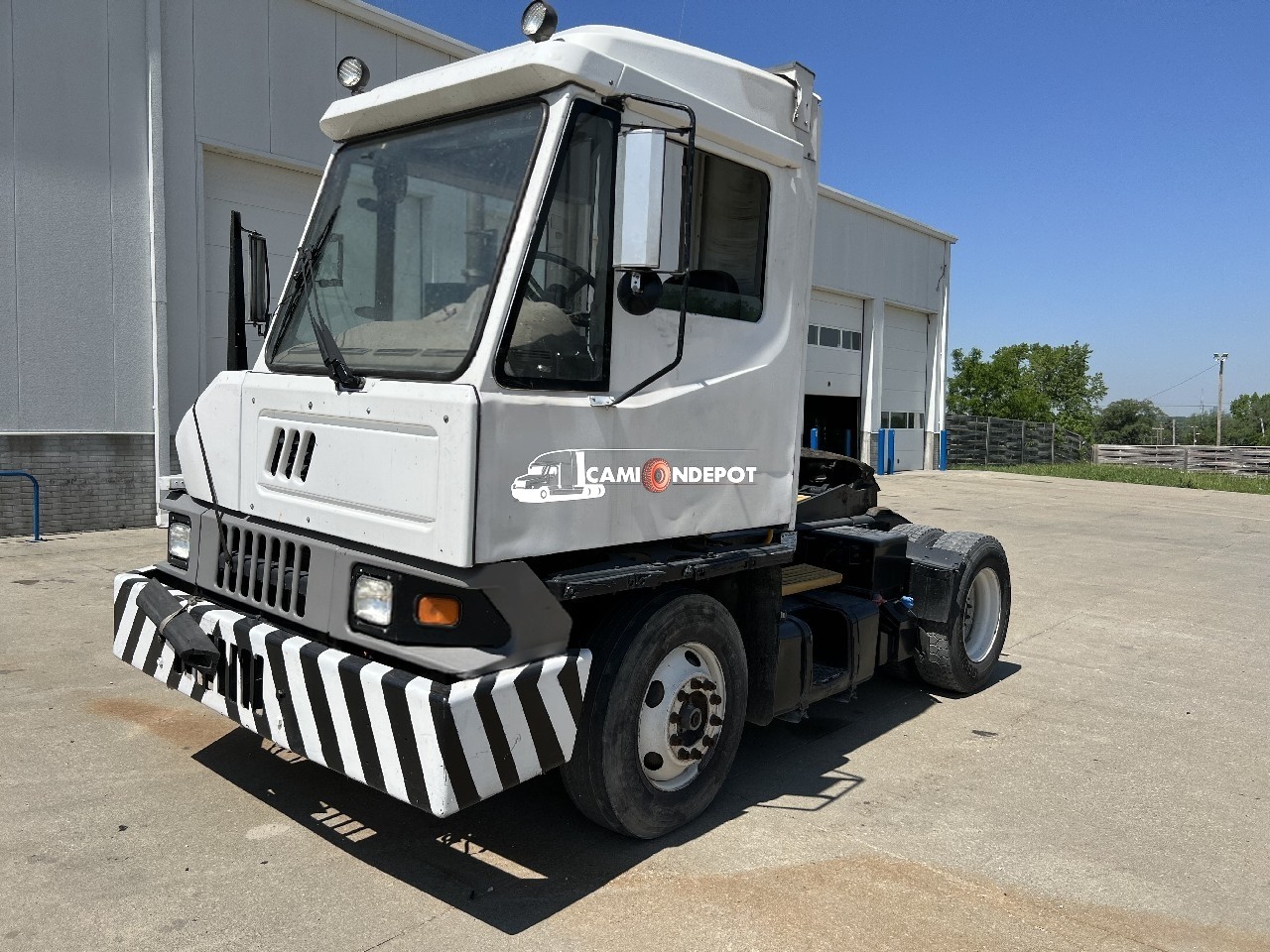 Truck Thumbnail 2