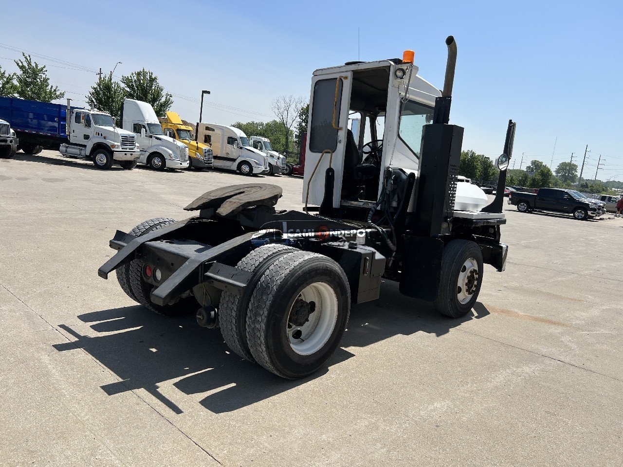 Truck Thumbnail 4