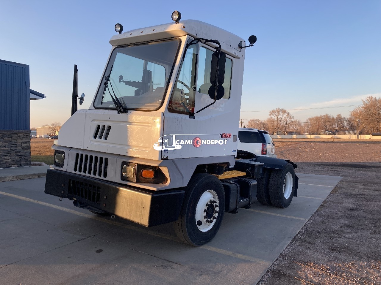 Truck Thumbnail 2
